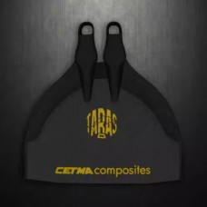 Cetma Taras The flippers for free diving are black and yellow